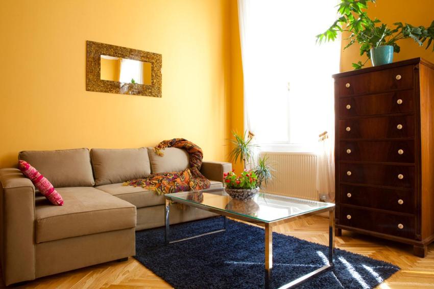 Bouillon Apartman Budapest Bilik gambar